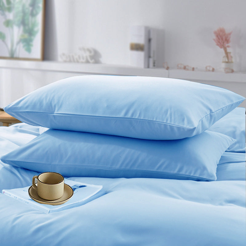 This set includes 2 soft sanded pillowcases made of 100% polyester. These non-wrinkle pillowcases are easy to care for and fade-resistant. They are crafted from lightweight 90g woven fabric that is machine washable. Please note that pillows are not