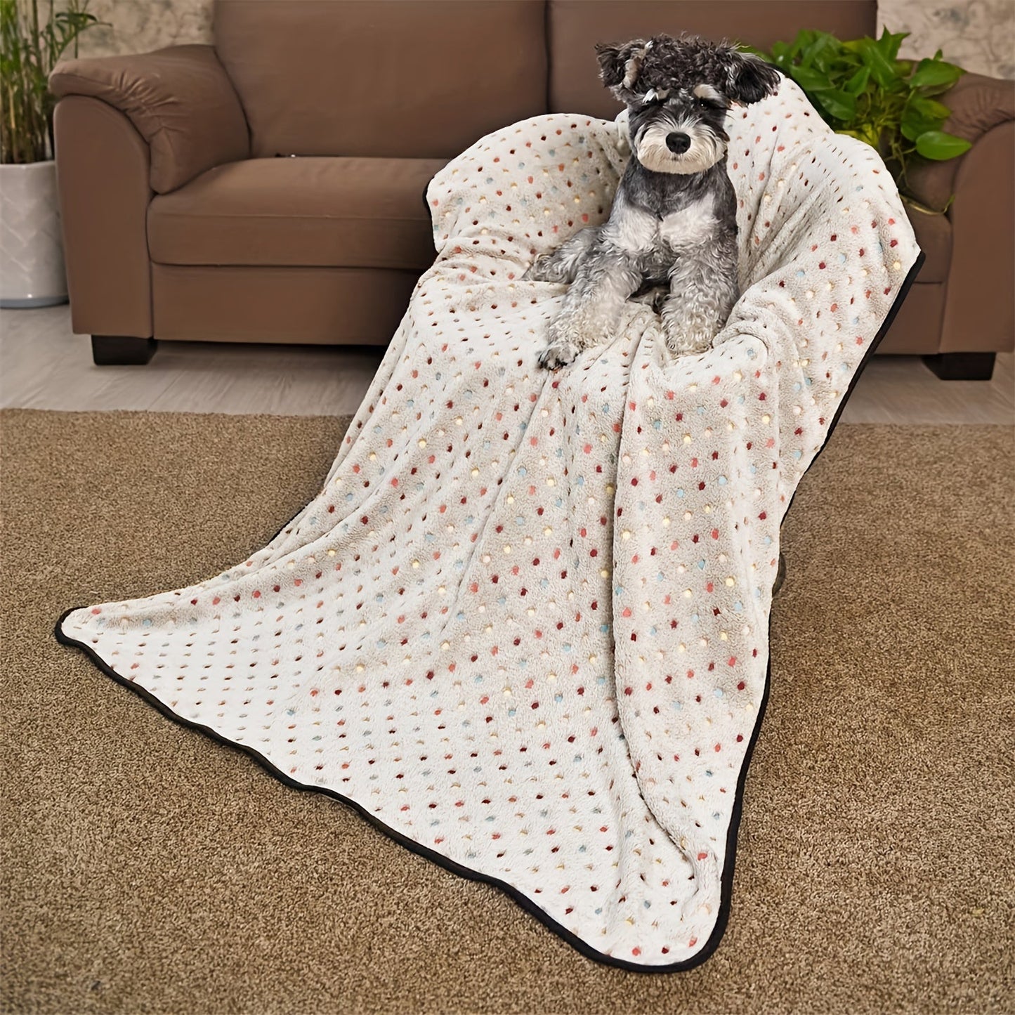 Soft and Cozy Coral Fleece Flannel Pet Blanket, Ideal for Dogs and Cats to Snuggle in, Provides Warmth and Comfort as a Nest Mat or Bed Cover