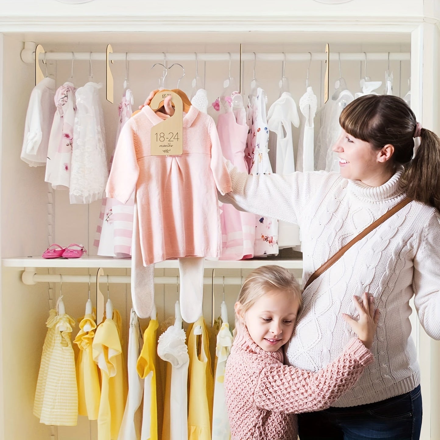 Adorable Wooden Wardrobe Divider for Kids - Dual-Sided Clothing Storage for Ages 0-24 Months - Charming Nursery Decor to Neatly Arrange Your Child's Room