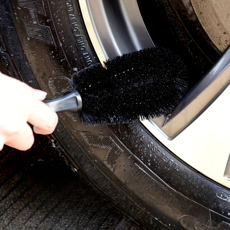 Full car detailing set includes wash mitt, wheel brush, dusting brush, vent cleaning tool, long & short brushes, wax applicator sponge, and duster - non-electric.