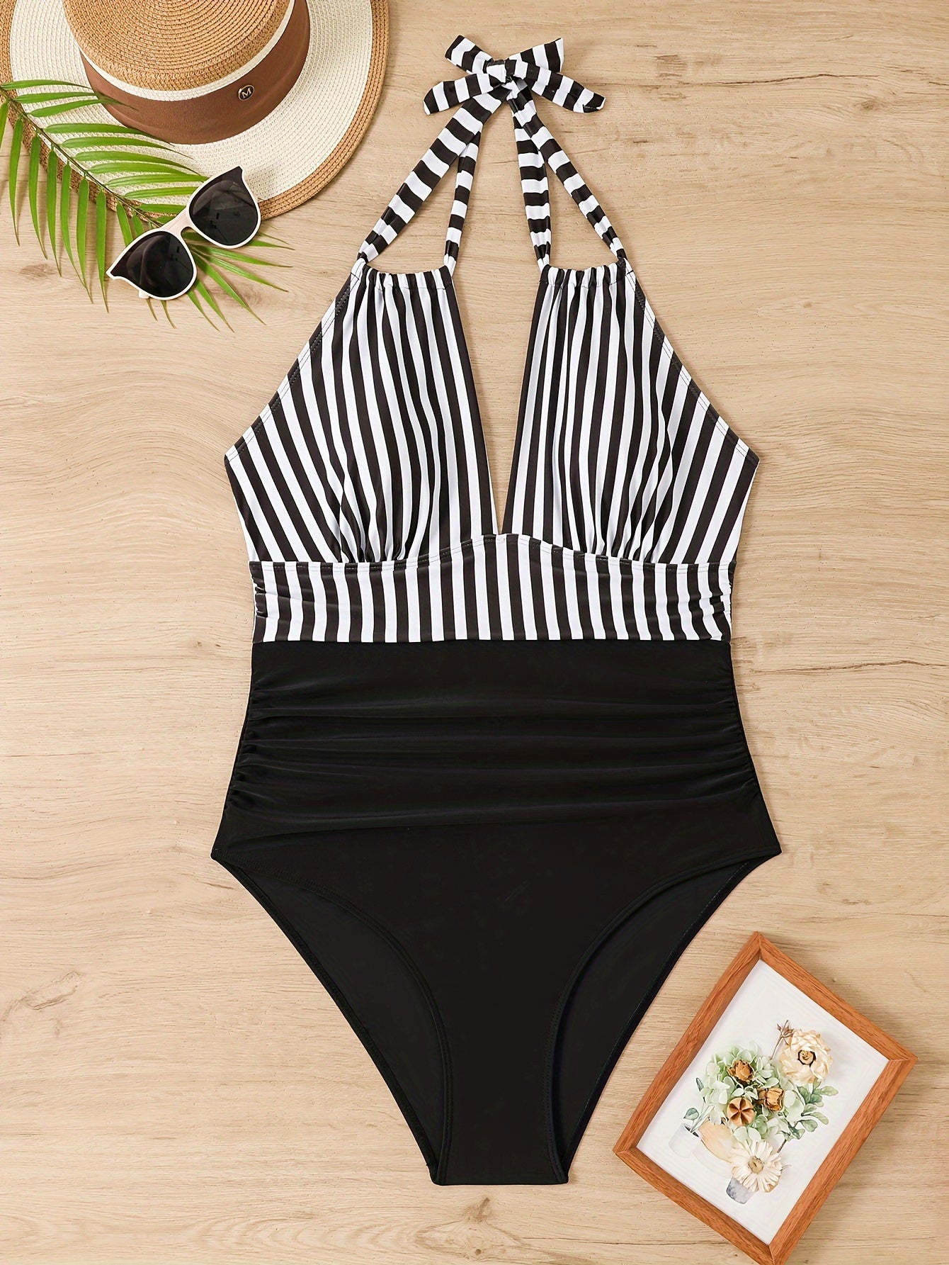 1pc Sexy Plus Size Striped Halter Neck Swimsuit, 82% Polyester 18% Elastane Knit Fabric, Medium Stretch Beachwear