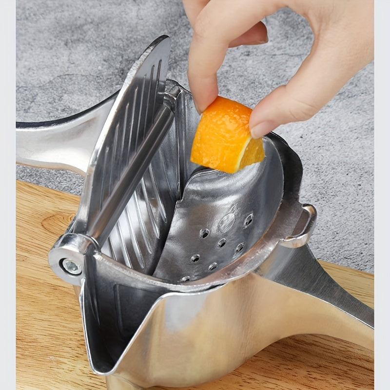 Manual fruit juicer for 1 piece.