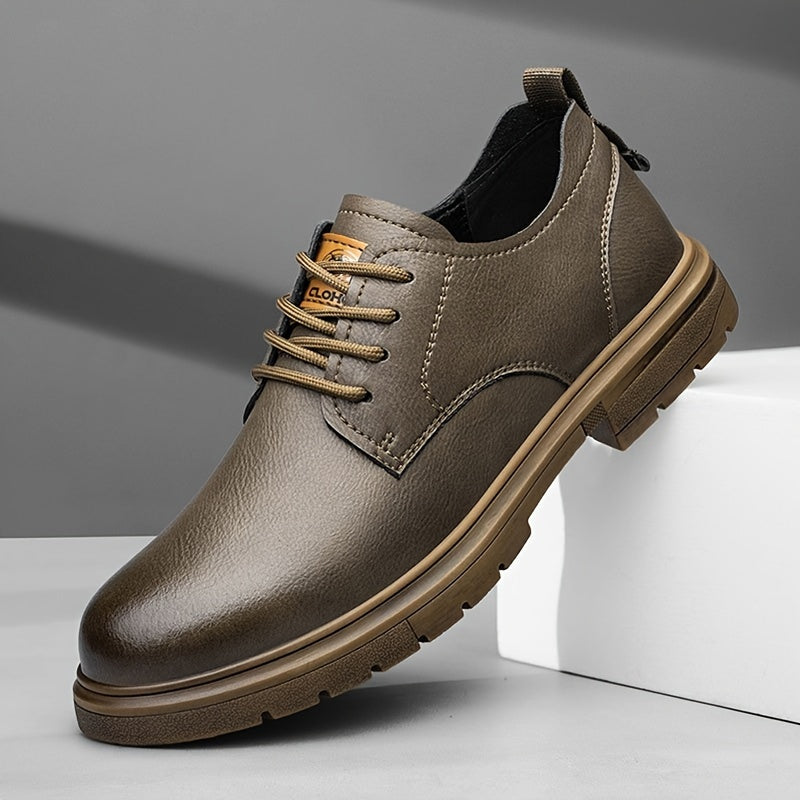 Men's split leather lace-up casual shoes with breathable and anti-skid soft soles, suitable for business office.