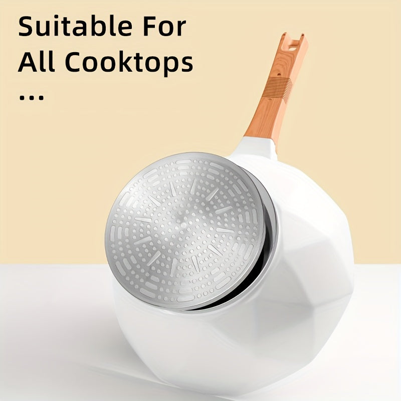 Non-stick octagonal pot suitable for induction cookers and gas stoves, ideal for home cooking and stir-frying.