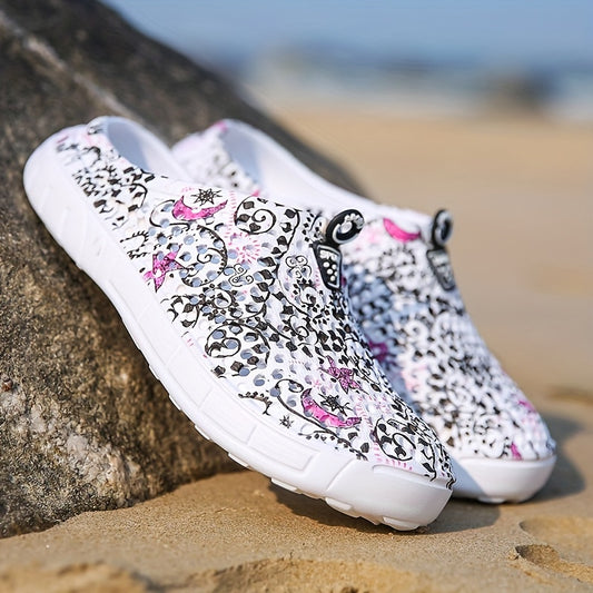 Casual slip-on clogs with non-slip sole, featuring starry sky and floral print. Ideal for couples, breathable and comfortable for outdoor use.