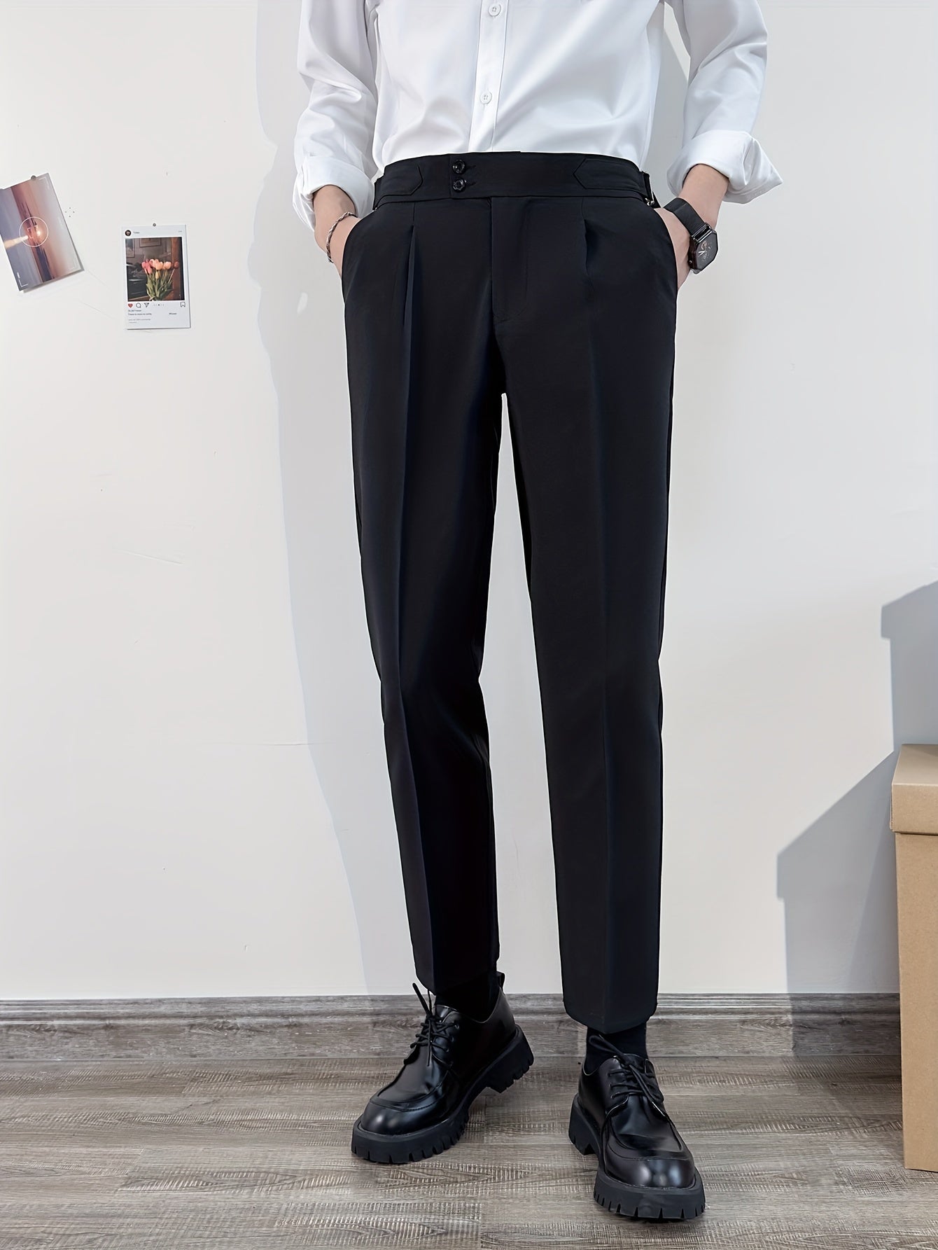 Men's dress pants with pockets for formal occasions, parties, weddings, and outdoor events.