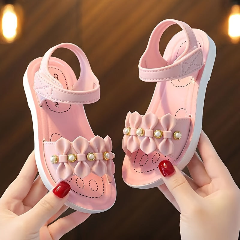 New in 2025: Girls' summer sandals with princess floral design, non-slip PVC sole, magic tape closure. For toddlers 1-5 years old. Perfect for beach days.