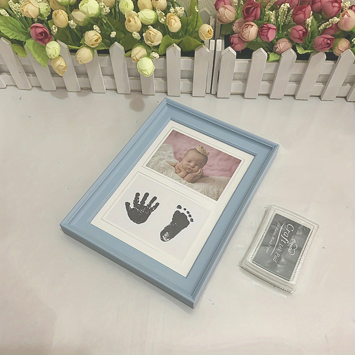 O'z xotirangizni yarating Keepsake Qo'l va Oyoq Izlari Ramkasi bilan - Sizning bolangizning birinchi lahzalarini saqlovchi oddiy DIY PVC foto albomi va mukammal fotosurat propsi sifatida xizmat qiladi.