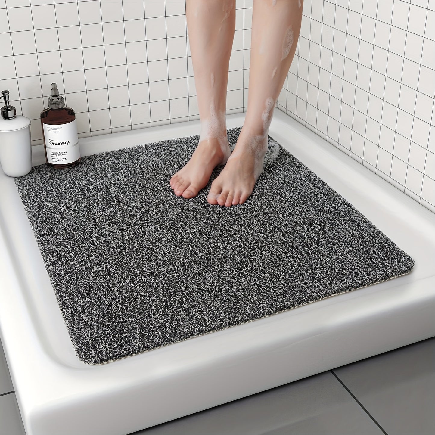 Non-slip bathroom mat with foaming loofah base, waterproof, 53.34*53.34cm.