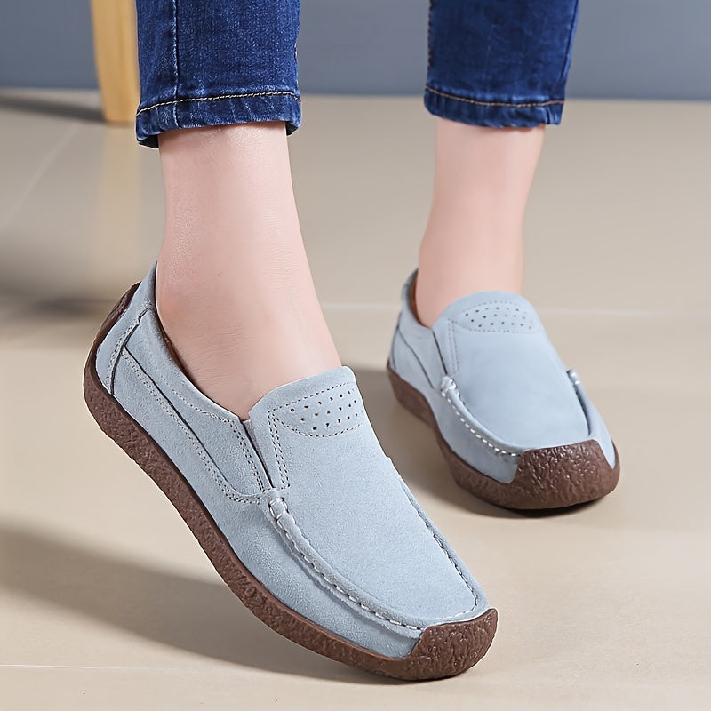 Women's lightweight closed-toe slip-on loafers