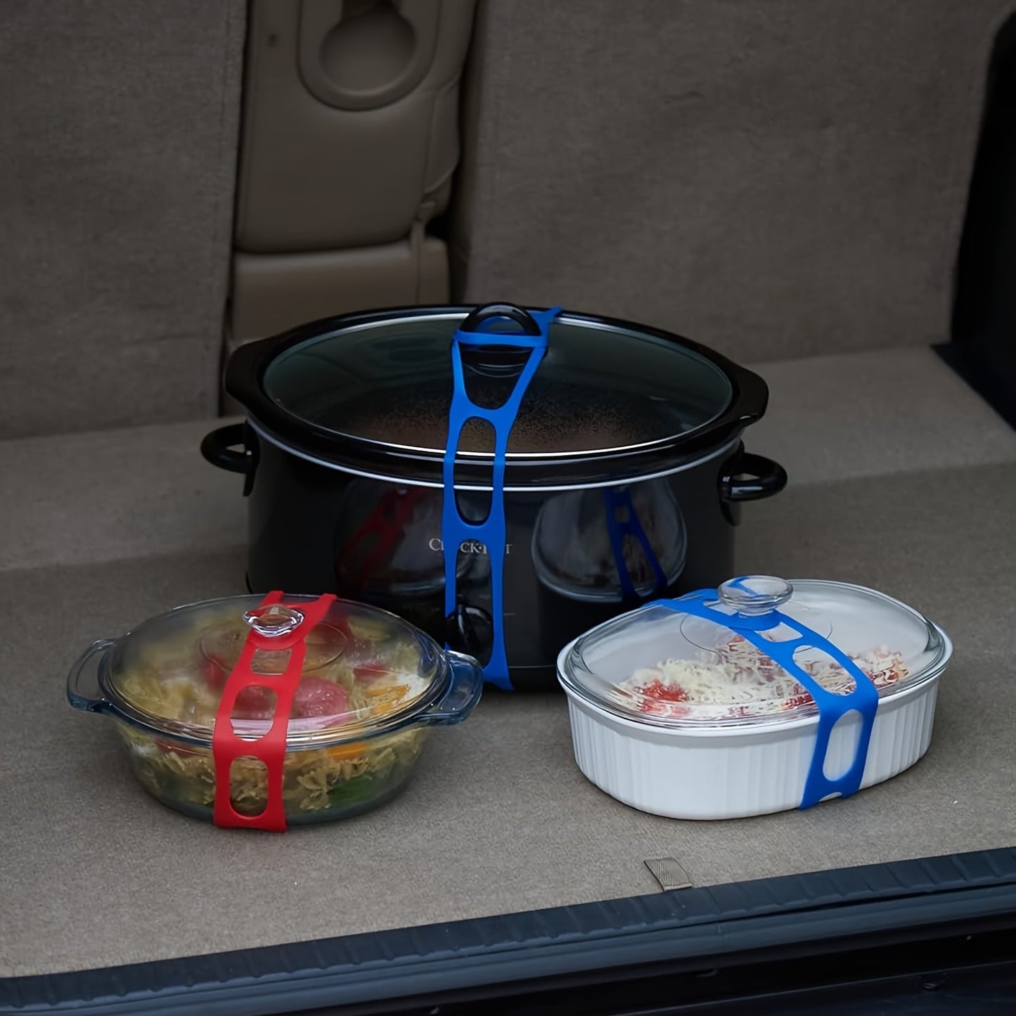 Flexible Silicone Strap - a Versatile Tool for Securing Boxes, Fixing Home Essentials, and Keeping Lids in Place on Pots and Bowls. This Reusable Strap is Compatible with Various Cookware Including Slow Cookers, Casseroles, and Frying Pans.