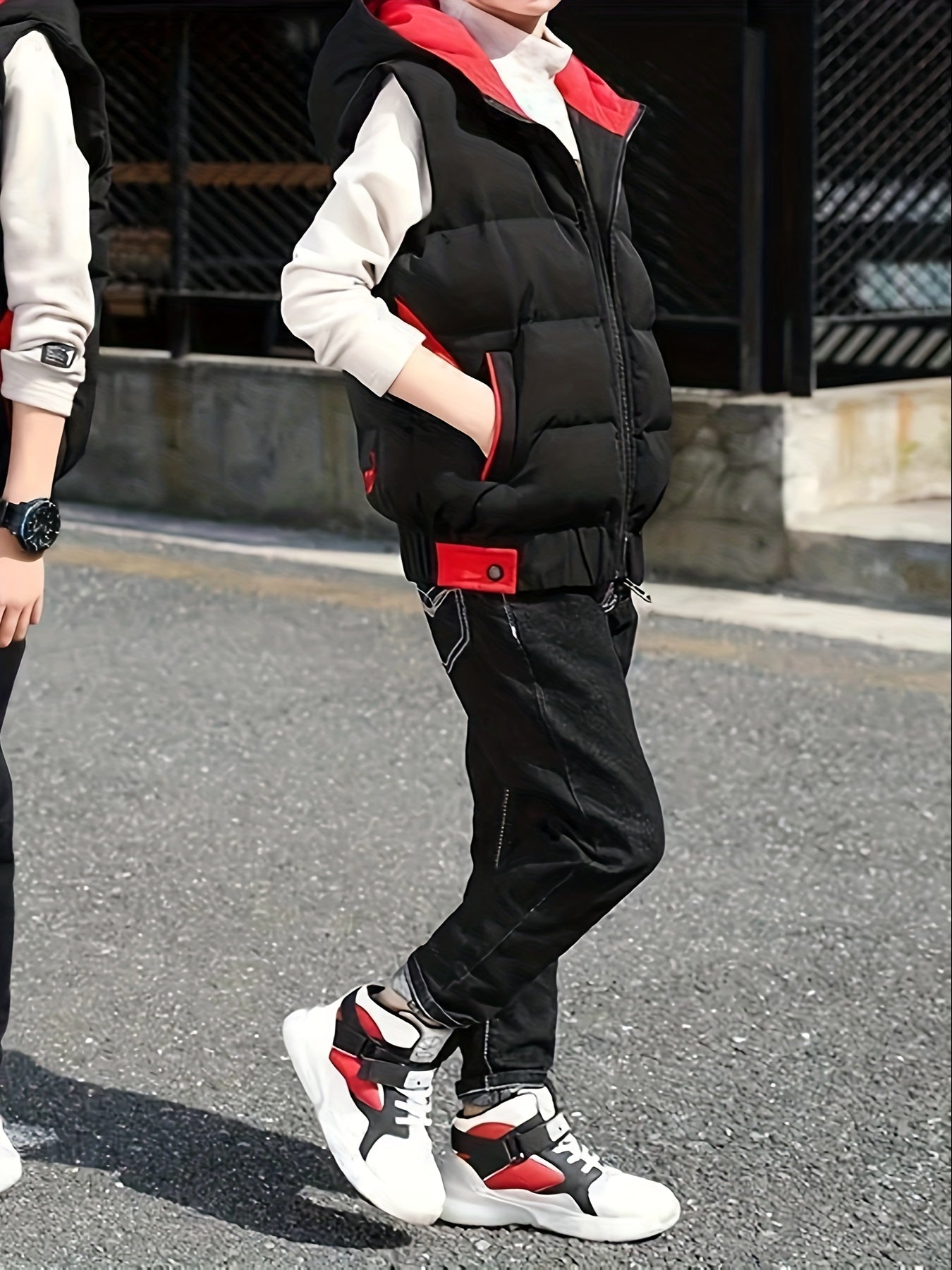 Boys' warm zip-up hooded vest with pockets, cozy color block top for fall and winter.