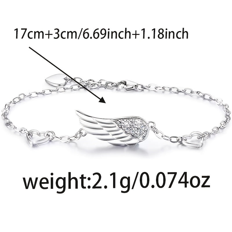 This angel wing bracelet is crafted with S925 silver and adorned with hypoallergenic synthetic zirconia, making it both simple and stylish. It is a luxurious and fashionable piece of jewelry that is perfect for Valentine's Day gifts, parties, and