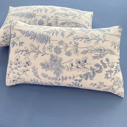 Set of 2 hypoallergenic floral pillowcases, made from machine washable polyester. These envelope closure pillow covers feature deep pockets and a beautiful all-season garden flower print, perfect for adding a touch of elegance to your bedroom, guest