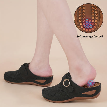 Women's trendy wedge clogs with closed toe and buckle strap decor, casual outdoor slide sandals.