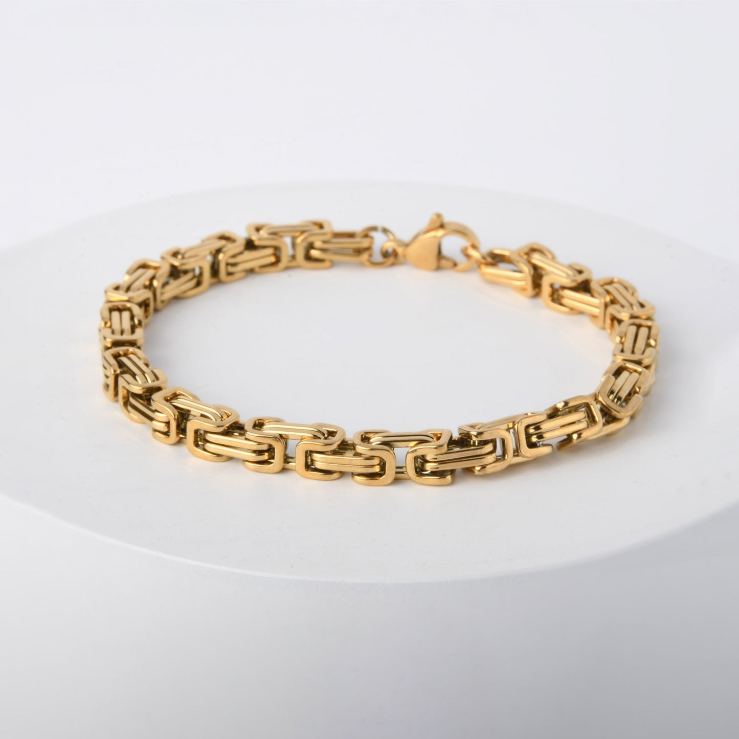 Adjustable Hand Jewelry Decor for Women & Girls - Bracelet made of 18K Gold Plated Copper Chain