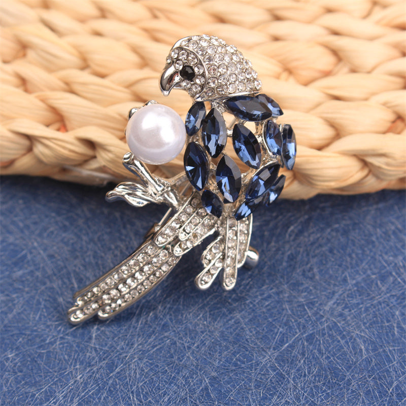 Stylish Rhinestone Bird Brooch, a Versatile and Unique Addition to Your Wardrobe, Purses, and Headwear