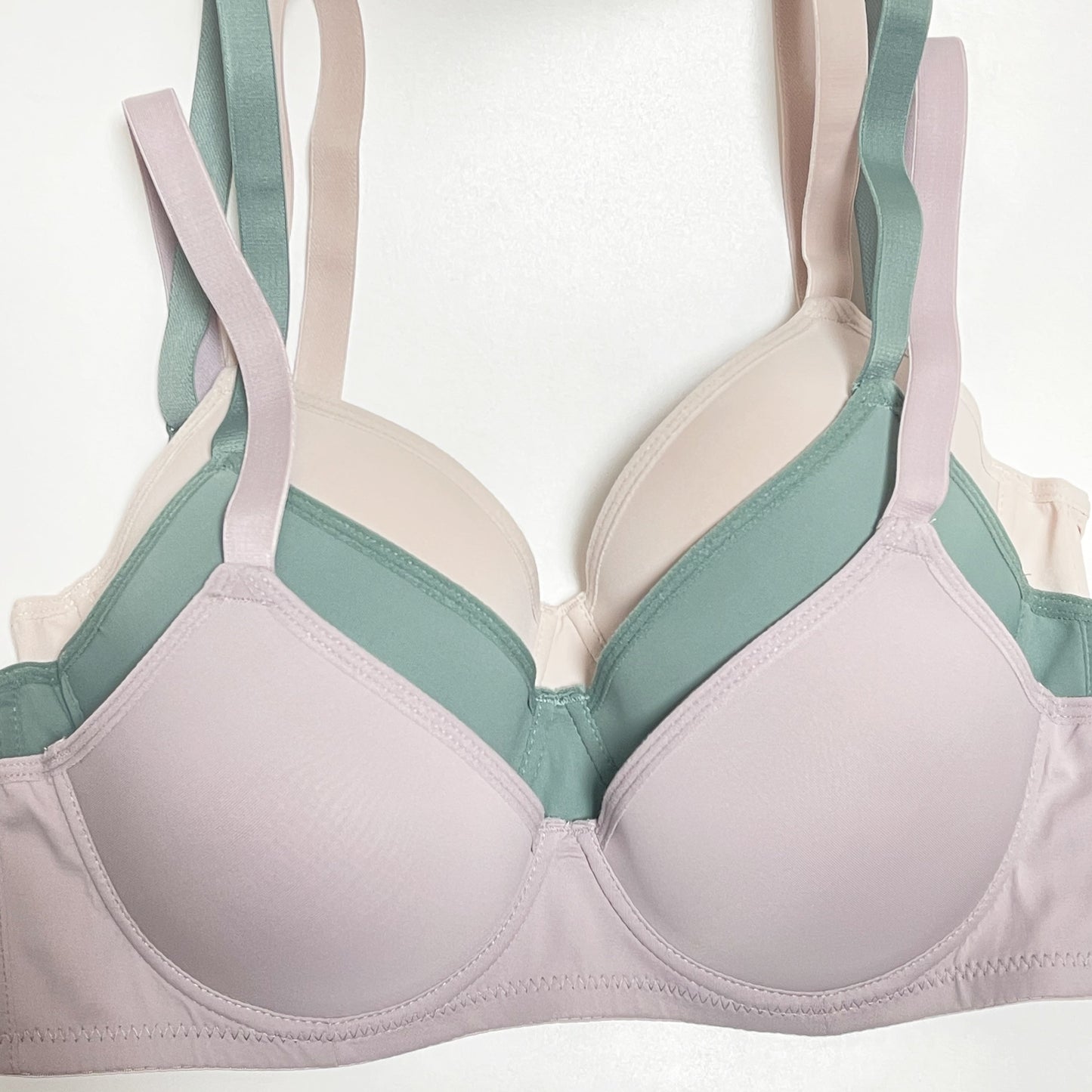 3 Seamless Push Up Bras: Simple, Solid, and Comfortable for Everyday Wear.