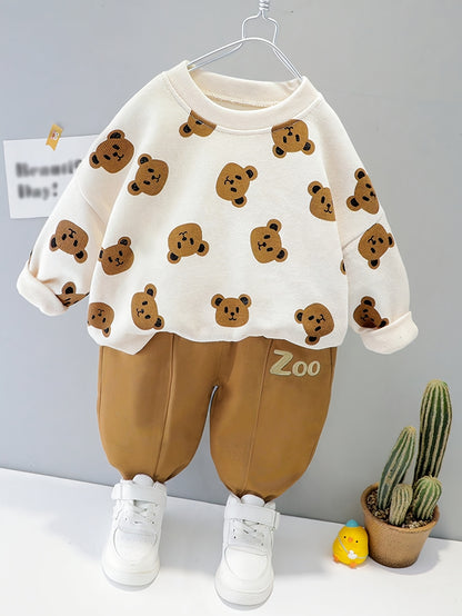 Toddler boys' cute bear print sweatshirt and pants set with crew neck. Made of polyester knit with a regular fit and slight stretch. Featuring an animal pattern, suitable for spring/fall