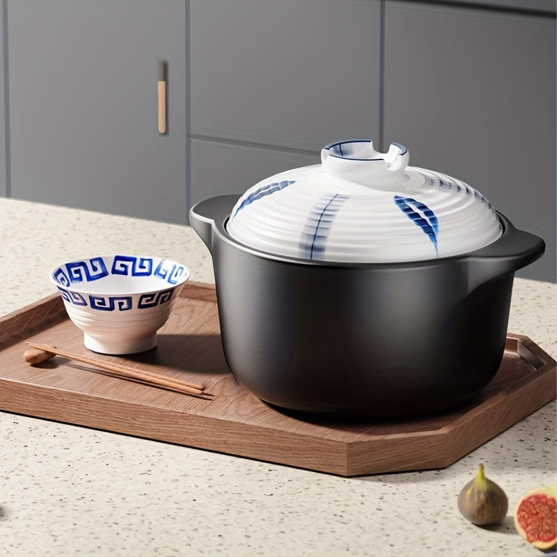 Chinese Cloverleaf Soup Pot, 5 Litre - Versatile, high temperature resistant non-stick casserole perfect for soups, rice dishes, slow cooking, stir-frying, and sautéing. These multi-functional earthenware pots are suitable for induction and direct heat