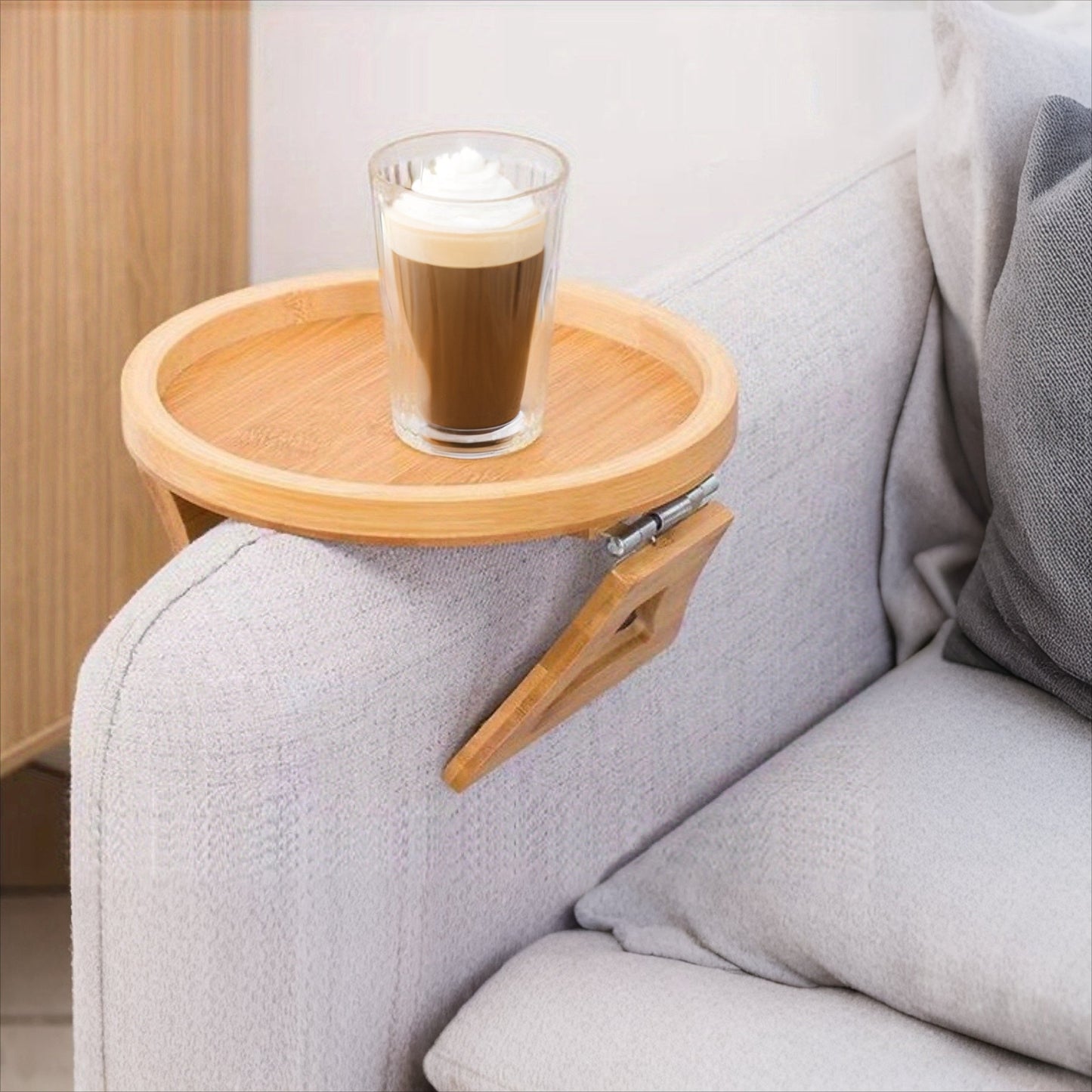 Portable and foldable bamboo armrest tray for sofa, no electricity required. Perfect for use as a side table.