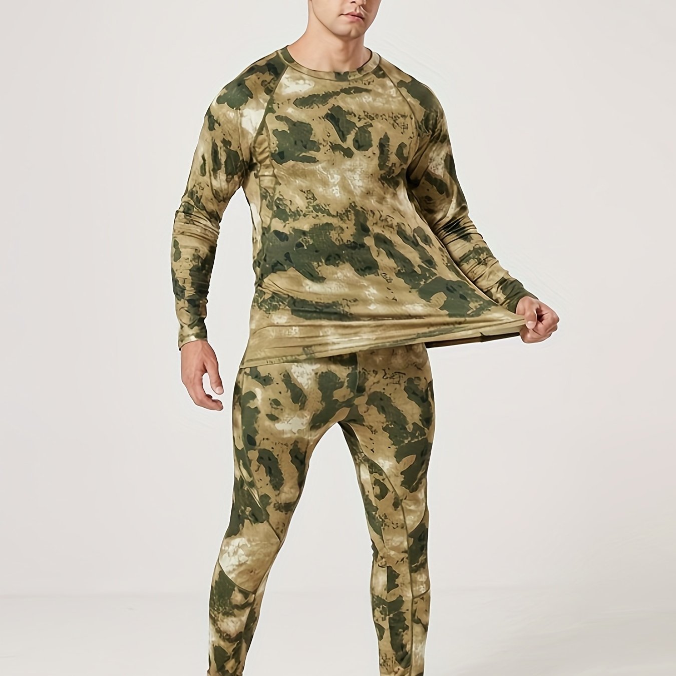 ESDY Men's Camouflage Thermal Underwear - 90% Polyester 10% Spandex, Long Sleeve Crew Neck, Skinny Fit, High Stretch Knit Fabric, Solid Color, for Hiking & Outdoor Activities, Fall/Winter