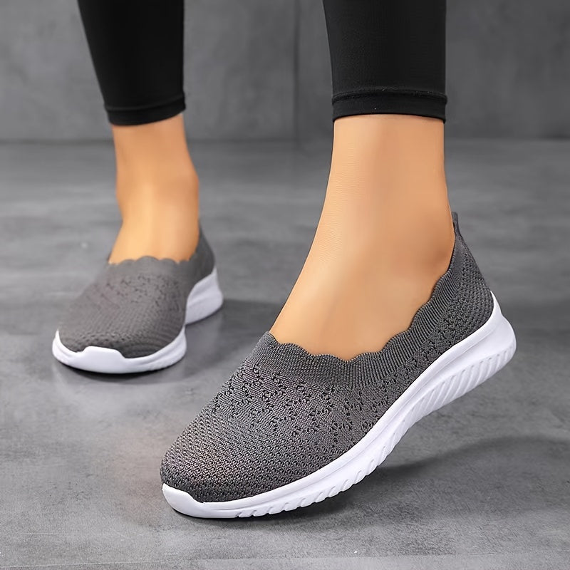 Women's slip-on sneakers with breathable fabric, PHYLON sole, perfect for all seasons.