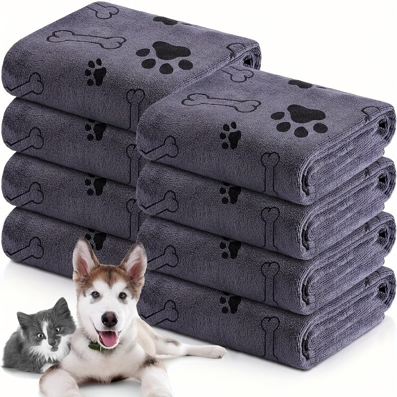 Pet bath towel quickly dries and is soft and absorbent, suitable for cats, dogs, and other pets.