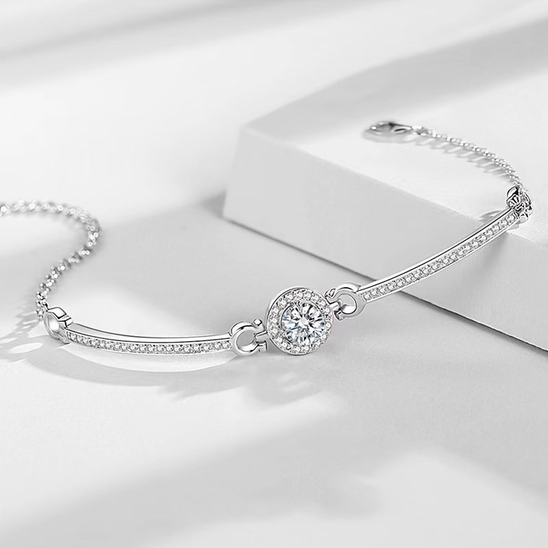 Stylish 1 Carat Moissanite Bracelet in 925 Sterling Silver, Ideal for Everyday or Dressy Events, Comes with a Gift Box, Moissanite Stone, Charming, Sophisticated Casual Jewelry, Ideal for Girlfriends and Best Friends, Perfect for Festivals and Parties