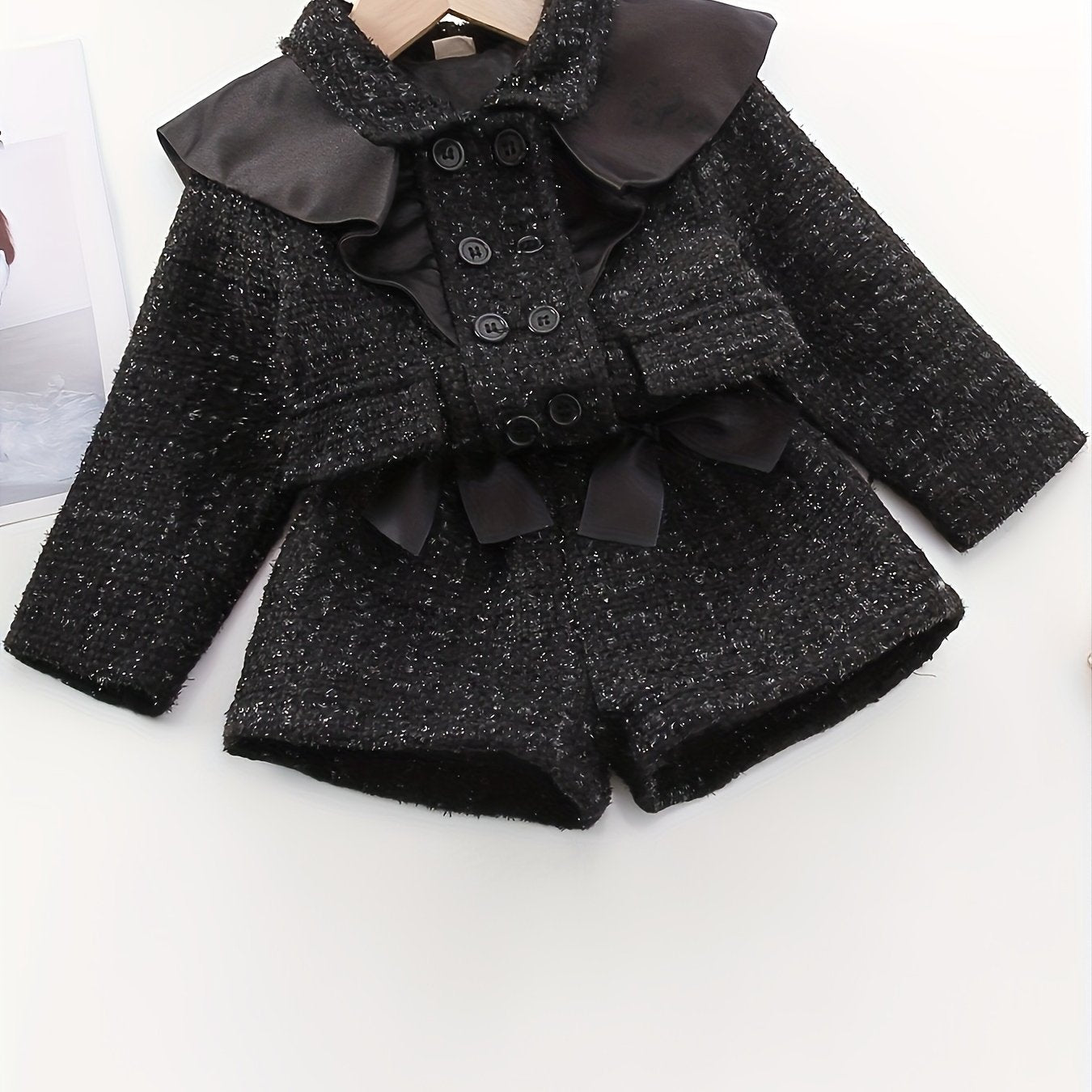 Girls' elegant 2-piece outfit set with long sleeve jacket and shorts, perfect for fall outdoor activities.