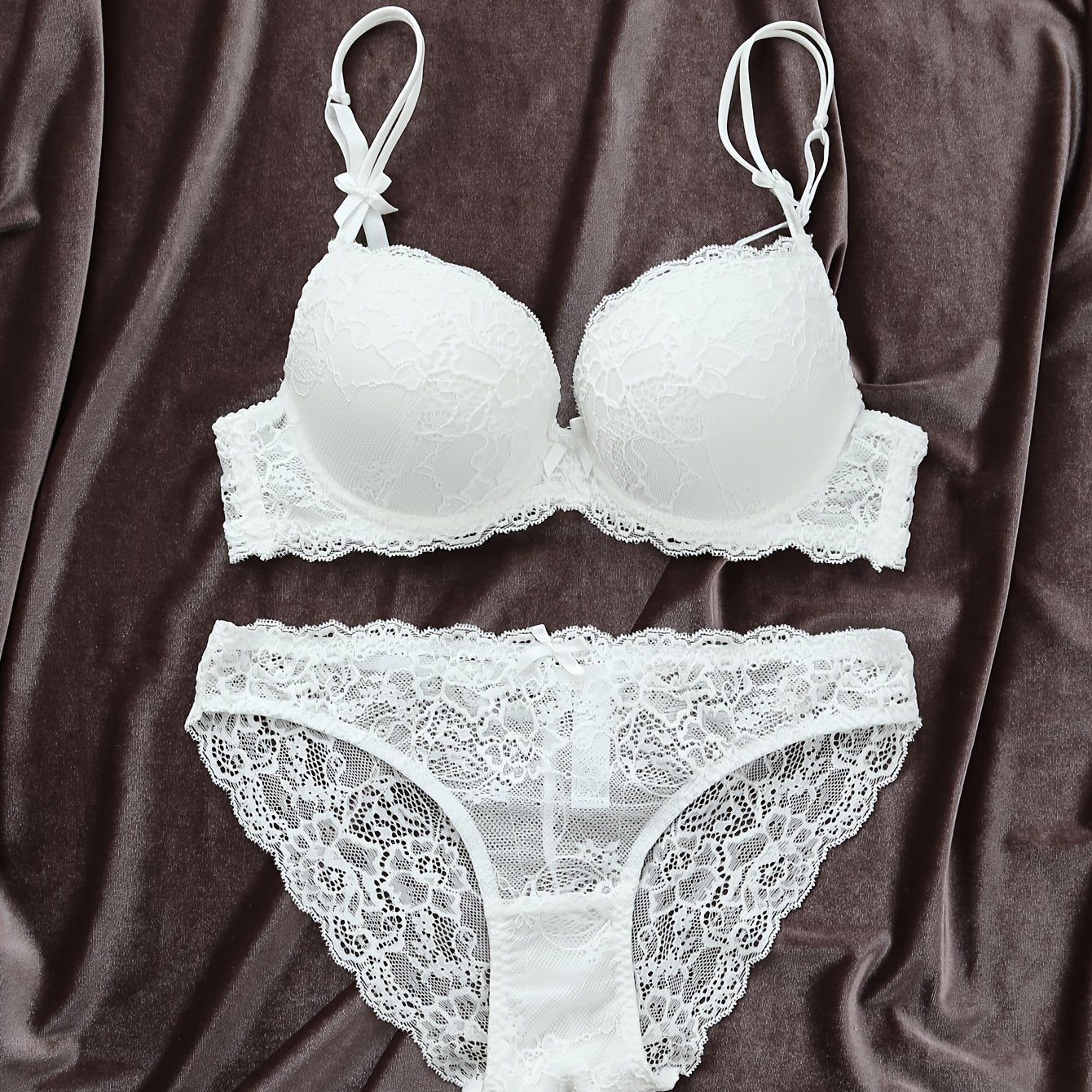 Contrast lace bra set and push-up mesh panties set for women.