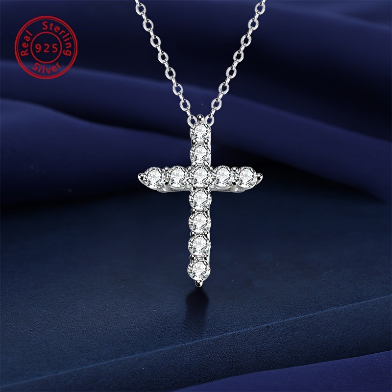 This exquisite women's cross necklace, crafted from 925 sterling silver and adorned with dazzling Mozambique diamonds, is a versatile piece suitable for various occasions such as banquets, vacations, and daily commuting. It is a stylish accessory for