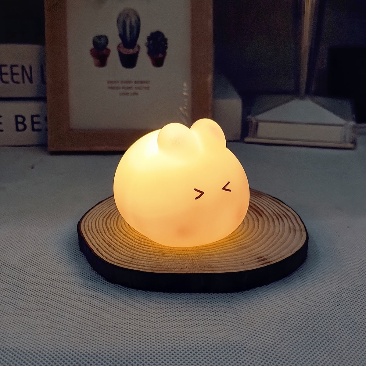 Adorable rabbit LED lamp, perfect for bedroom decor or gifting to friends and family for holidays and birthdays. Compact, portable, and powered by button batteries.