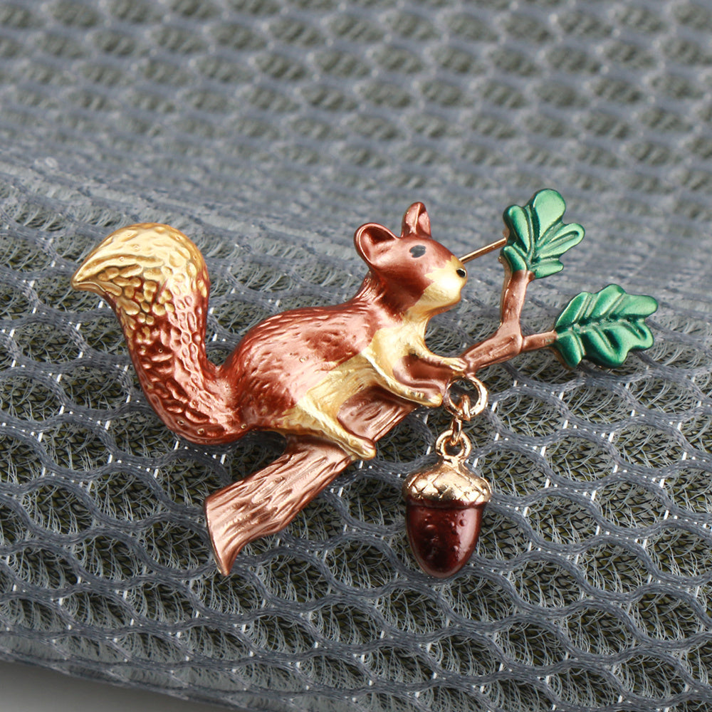 Gothic Luxury Style Enamel Squirrel Brooch Pin, Perfect for Wool Sweaters & Jackets