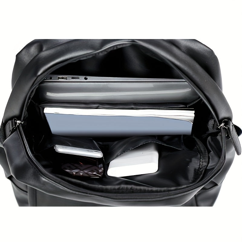 Waterproof travel bag with laptop compartment suitable for casual use, measuring 39.62 cm.