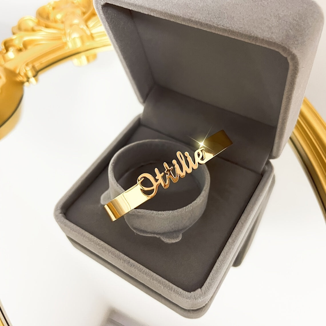 Personalized Golden Stainless Steel Bracelet with Engraved "Oh My God" - Adjustable and Elegant Name Bangle, Stylish Minimalist Jewelry Gift for Her, Perfect for Every Occasion