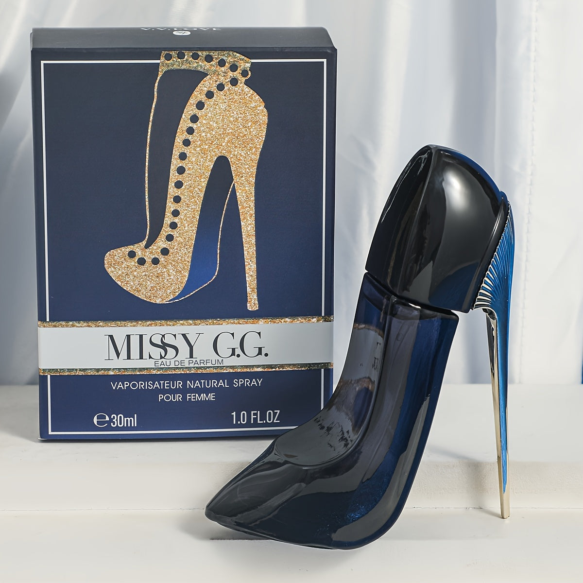 Opulent black high heel perfume for women with long-lasting floral and oriental scent, including almond, coffee, lemon, jasmine, rose, and more - ideal for date night.