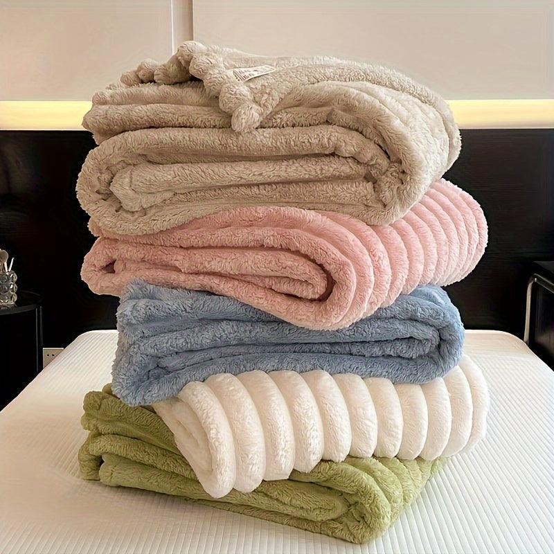 Traditional-Style Striped Plush Blanket: Thick Double-Sided Fleece, All-Season Knit Polyester, Machine Washable, 250-300gsm