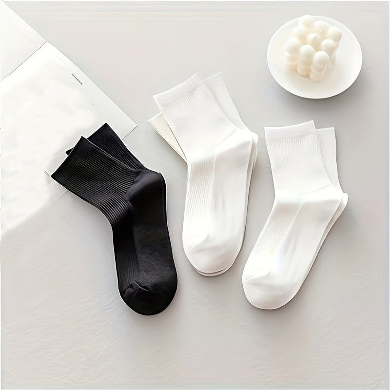 6 pairs of men's crew socks, breathable and sweat-absorbing, suitable for all seasons.