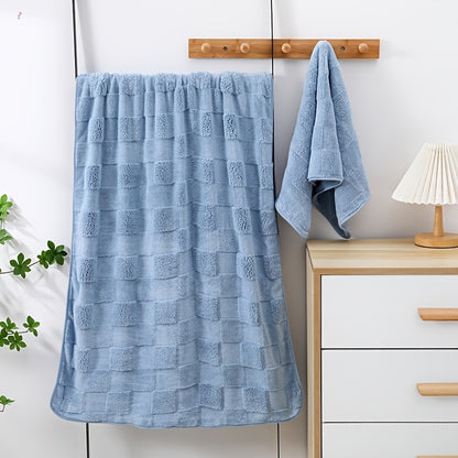 2pc Plaid Bath Towel Set made of soft & absorbent coral fleece. Large towels with 300GSM perfect for home, hotel, spa, swimming. Quick-dry, luxury bathroom accessories. Plush and elegant