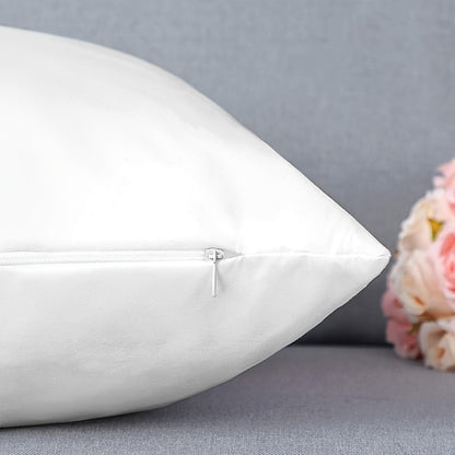 6 white 45.72 x 45.72 cm square pillow inserts, ideal for Christmas decor on couch, sofa, or bed.