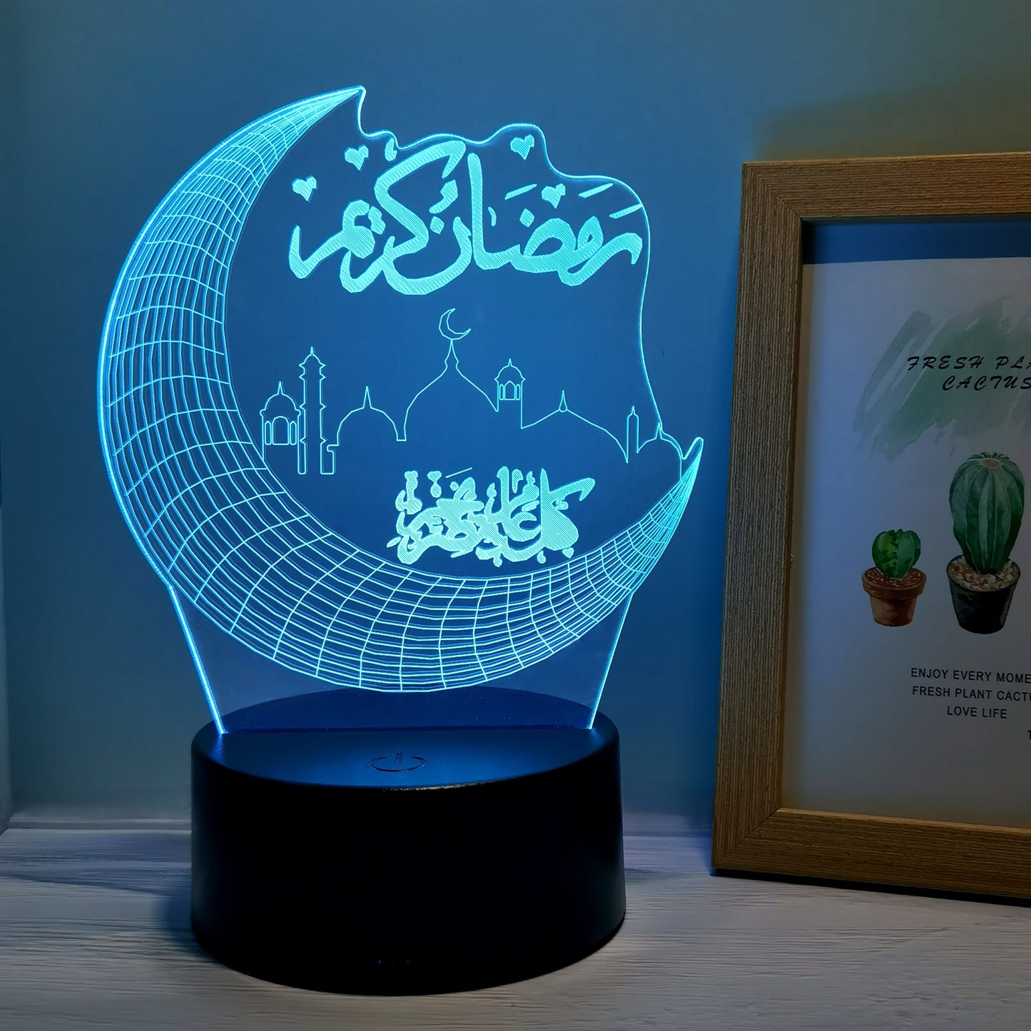 Moon star palace 3D night light with USB plug, LED decorative bedside night light. Perfect for romantic occasions and special occasions like Valentine's Day, Thanksgiving, Mother's Day