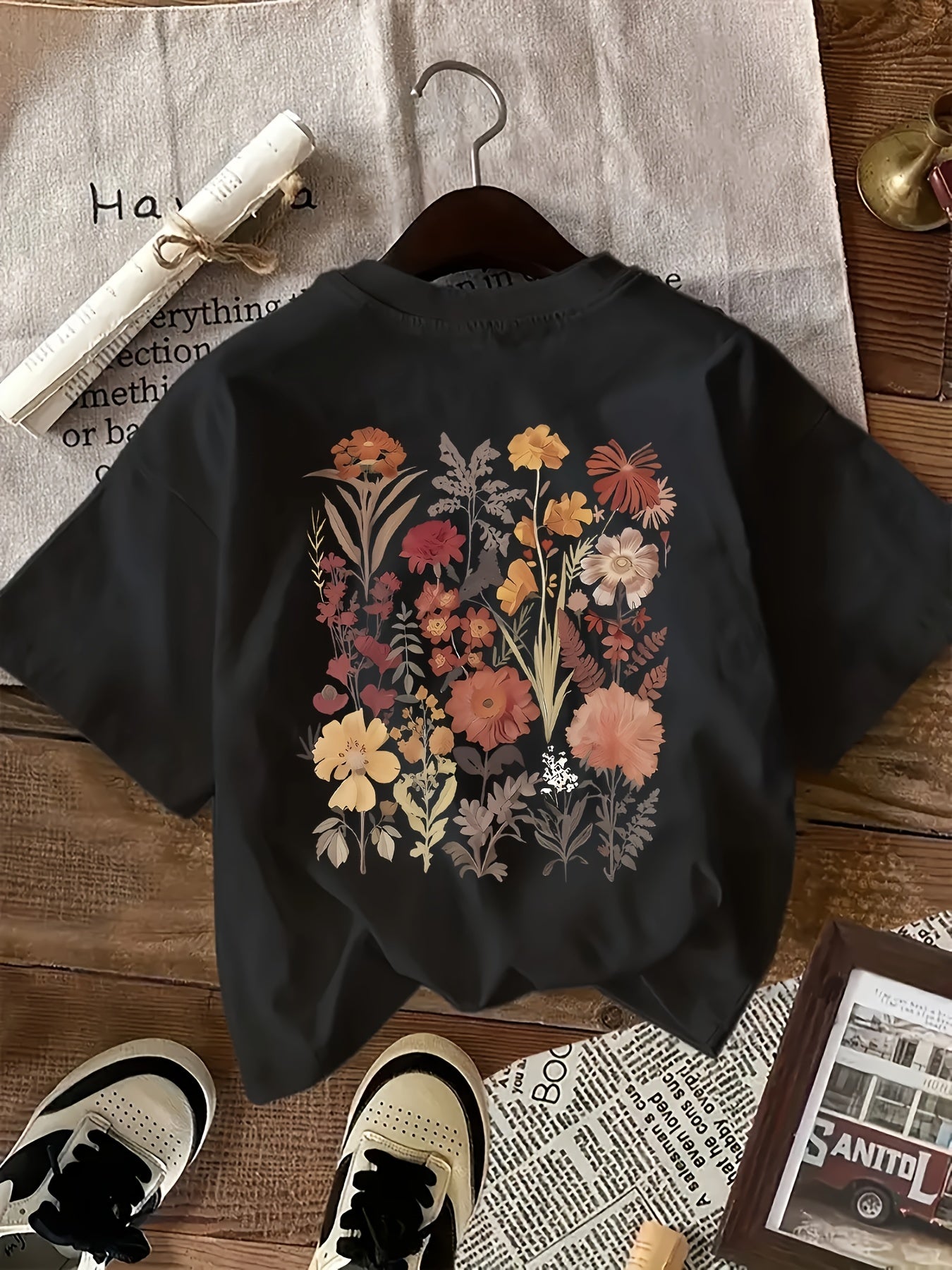 Vintage casual print T-shirt for women with deer and chive design.