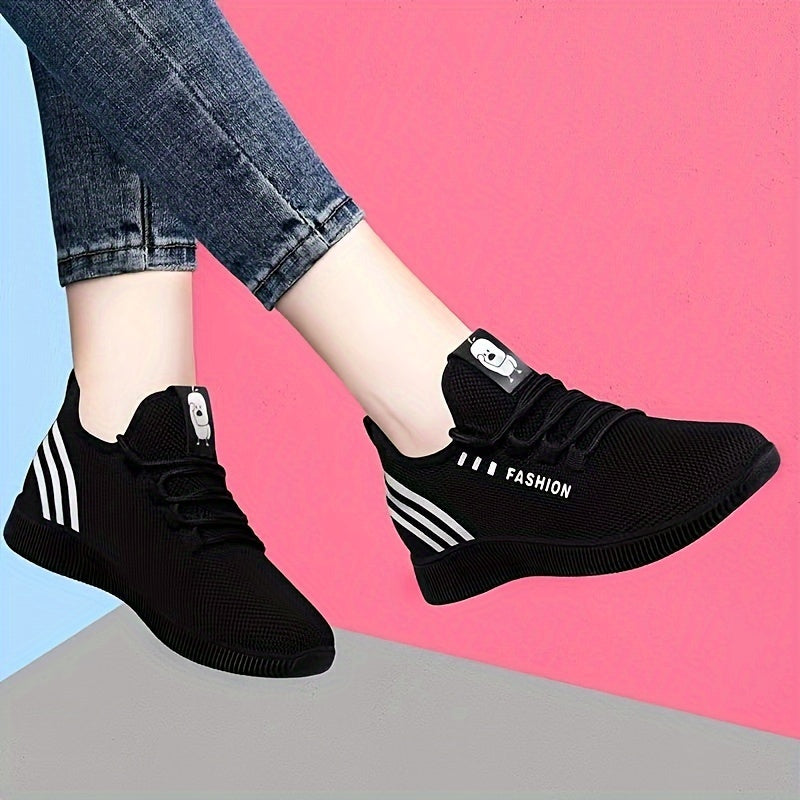 Breathable lace-up sneakers for women - Comfortable and lightweight running shoes with soft sole, perfect for casual wear or student athletics. Made with fabric material.