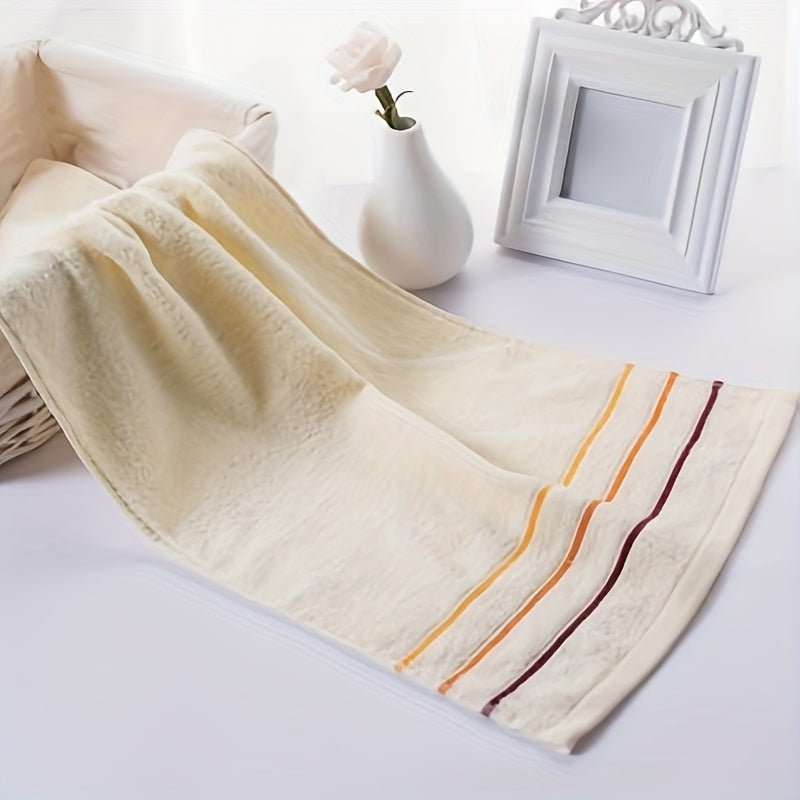 SoftTouch 100% Cotton Towel, Super Absorbent, Contemporary Design, Ideal for Christmas, Hand Wash/Dry Clean Safe.