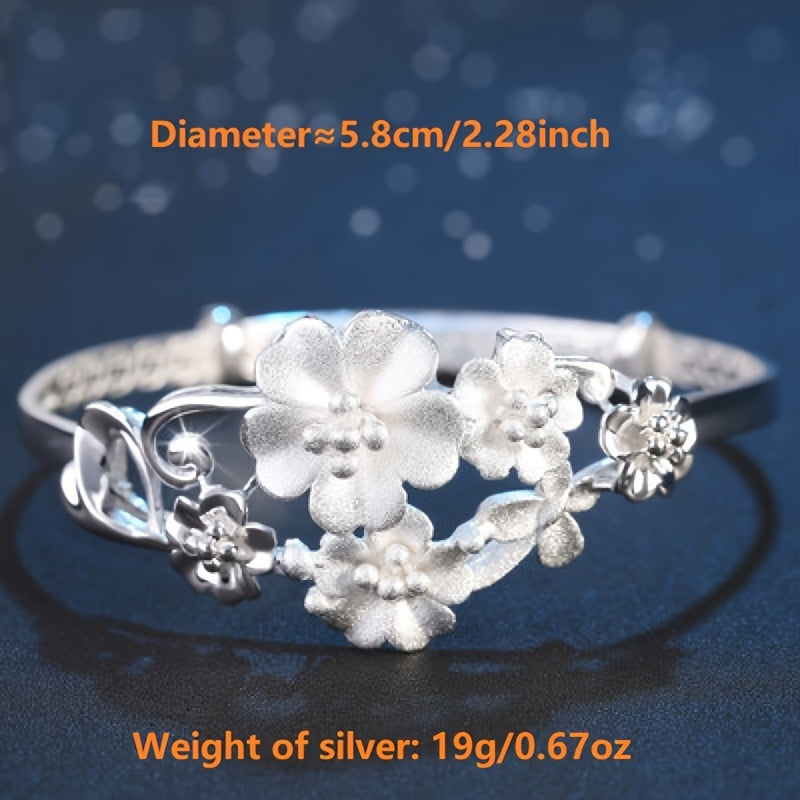 Adjustable Bracelet made of S999 Sterling Silver featuring a Fashionable Flower Shape, giving off an Elegant Retro Style. Perfect for gifting to Lovers, Mothers, Daughters for Birthdays or Christmas.