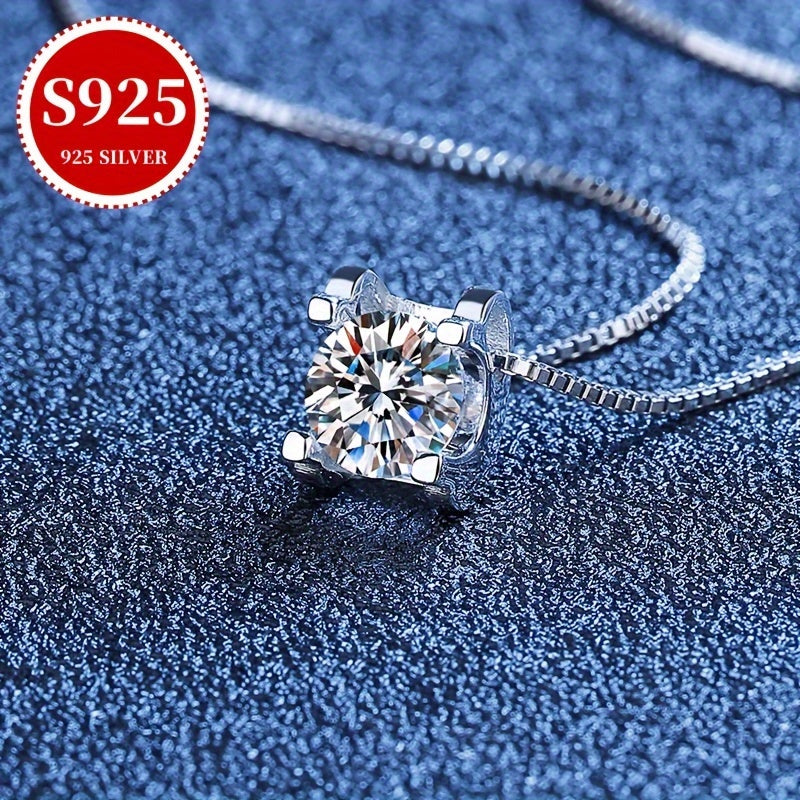 Sparkling 1/2 Carat Moissanite Pendant Necklace in Sterling Silver, Beautiful Bull Head Design, Ideal for Everyday Wear, Romantic Valentine's Day Gift for Couples, Includes Anti-Oxidation Box, Lightweight 2.2g/0.08oz