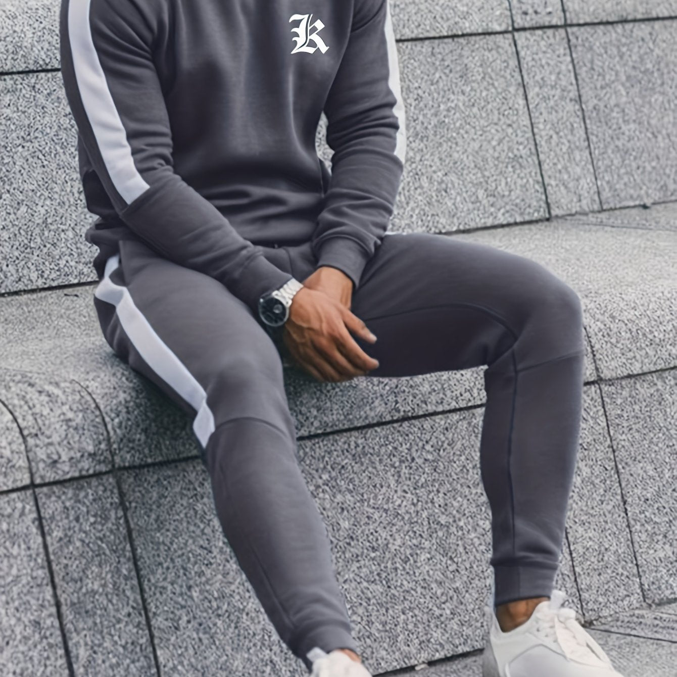 Men's casual sporty tracksuit with letter print in polyester, crew neck sweatshirt & joggers set for fall/winter