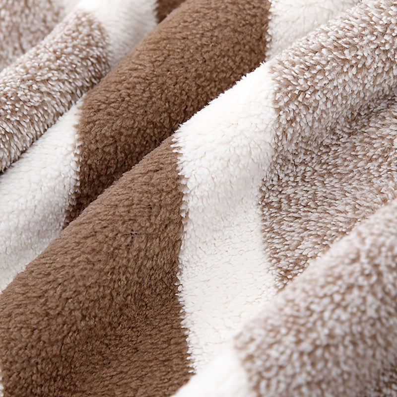 Set of 8 soft coral velvet towels, including 2 bath towels, 2 hand towels, and 4 square towels. Absorbent and quick-drying, suitable for household and travel use. Great for bathrooms, schools, and guests.