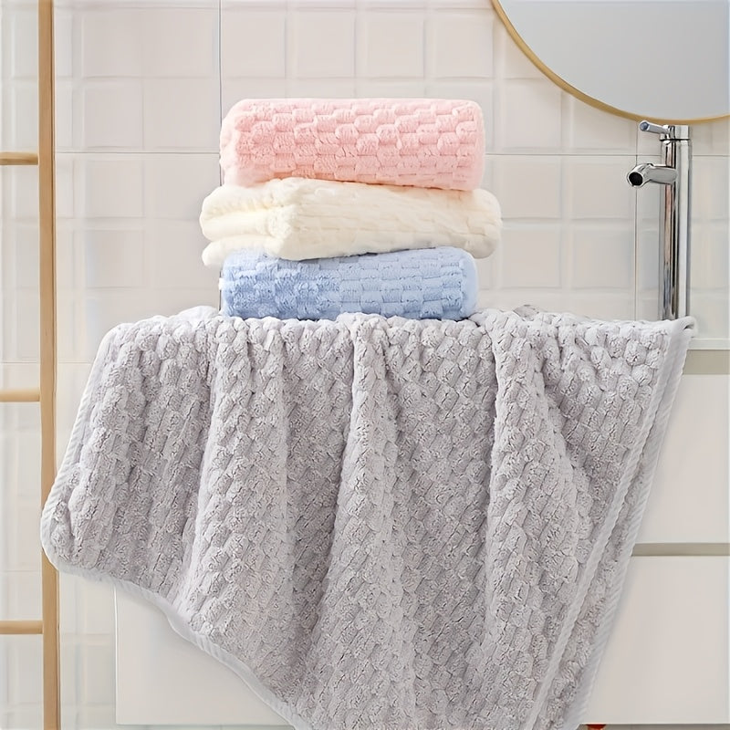 Soft and absorbent microfiber bath towel set made of 300GSM polyester. Quick-dry and suitable for spa, gym, travel, and daily use. Hygroscopic bath linen set.